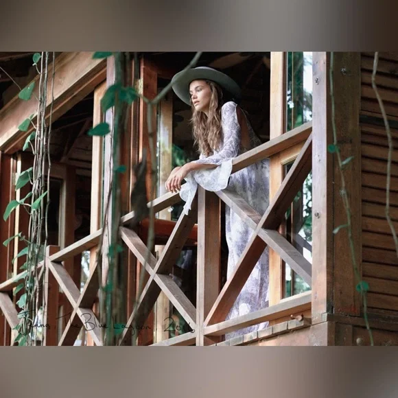 The Jetset Diaries Purple Floral Infinity Maxi Dress - Picture 4 of 5